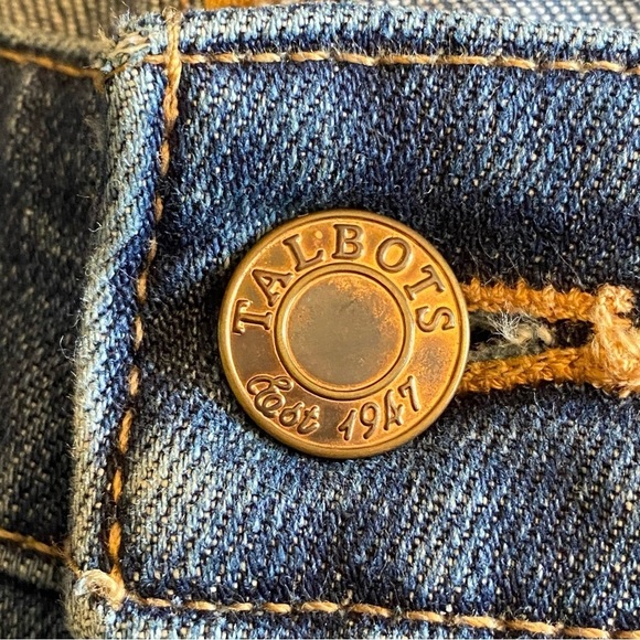 Talbots Jeans Size 8 Flawless Distressed Denim Jeans - Picture 13 of 16